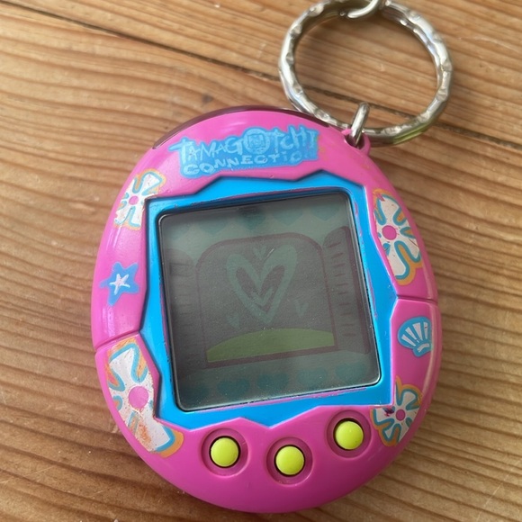 Tamagotchi Connection V4 2004 Pink Striped & Tamagotchi  Connection V3 Green... - Picture 3 of 5